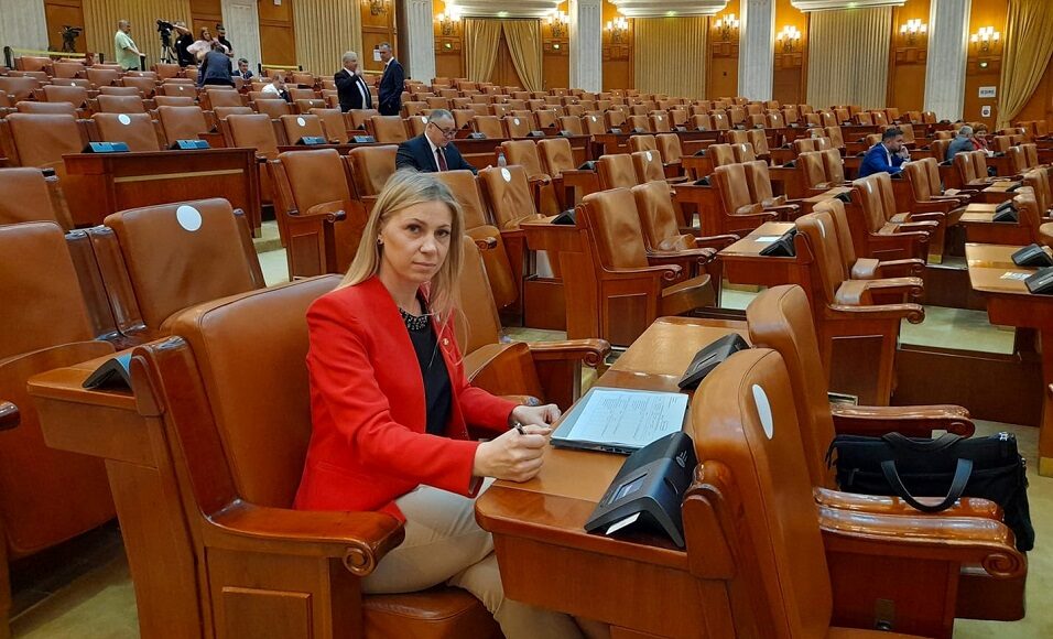 Raisa-Enachi-deputat-AUR-Vaslui (3)