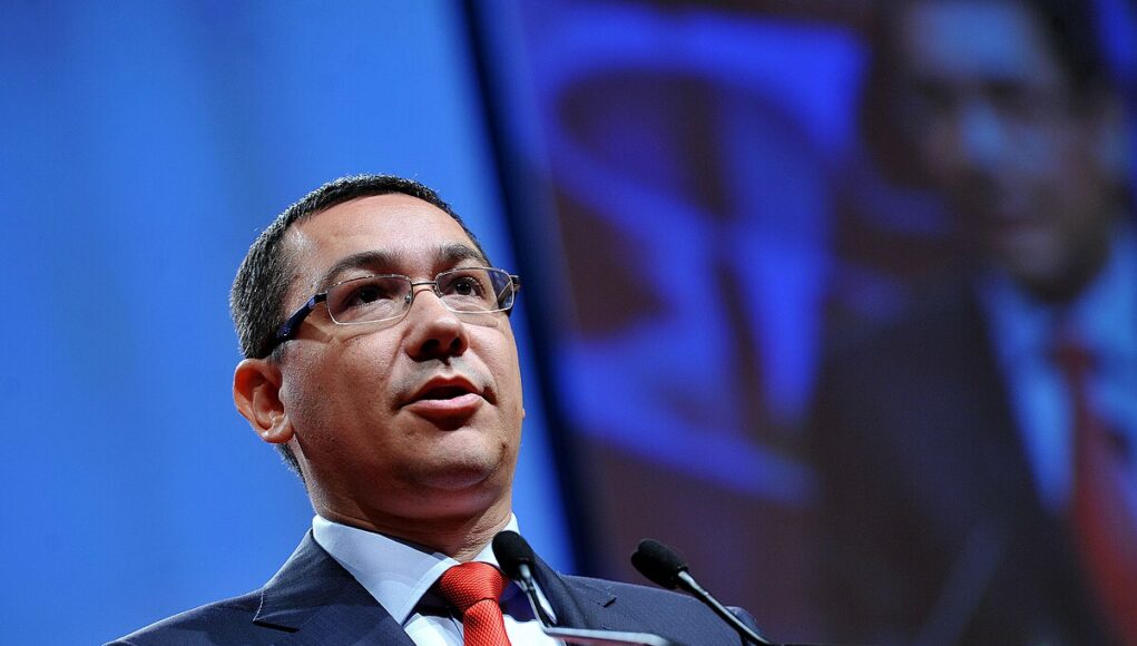 Victor_Ponta_la_Consiliul_National_al_PSD_(10776657145)