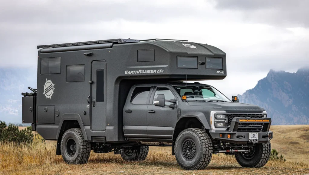 EarthRoamer_LTx_Exterior